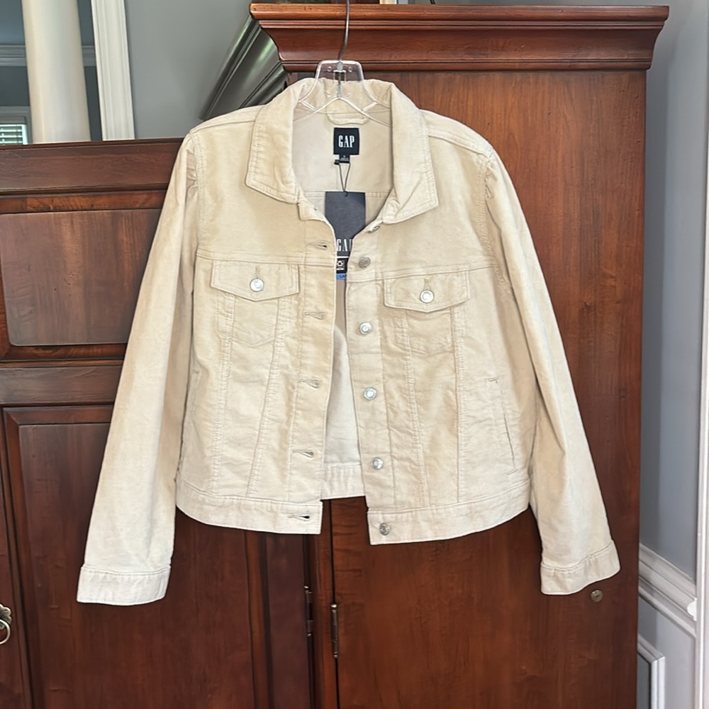 NWT GAP Corduroy Jean Jacket - Picture 5 of 9